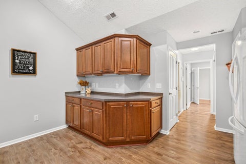 Tiny photo for 4173 Cobbler Road 9 #9, New Albany, OH 43054 (MLS # 226037498)