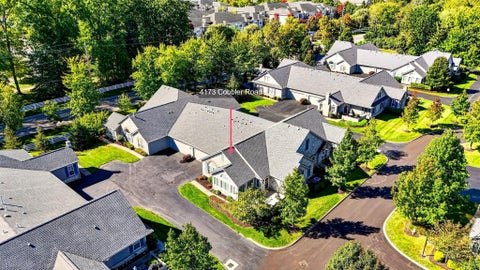 Tiny photo for 4173 Cobbler Road 9 #9, New Albany, OH 43054 (MLS # 226037498)