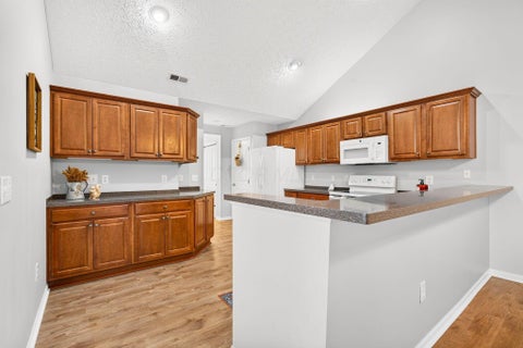 Tiny photo for 4173 Cobbler Road 9 #9, New Albany, OH 43054 (MLS # 226037498)