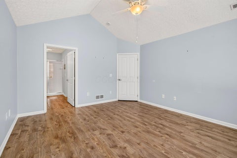 Tiny photo for 4173 Cobbler Road 9 #9, New Albany, OH 43054 (MLS # 226037498)
