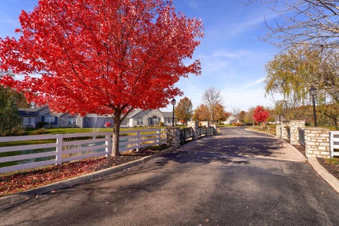 Tiny photo for 4173 Cobbler Road 9 #9, New Albany, OH 43054 (MLS # 226037498)