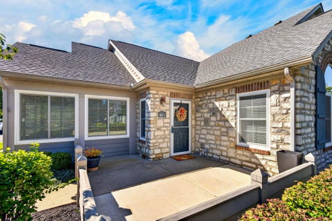 Tiny photo for 4173 Cobbler Road 9 #9, New Albany, OH 43054 (MLS # 226037498)