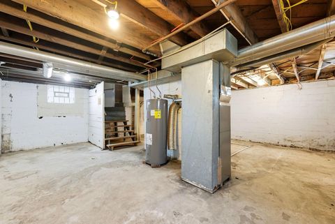 Tiny photo for 2143 Leonard Avenue, Columbus, OH 43219 (MLS # 225039582)
