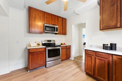 Tiny photo for 2143 Leonard Avenue, Columbus, OH 43219 (MLS # 225039582)