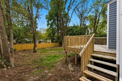 Tiny photo for 2143 Leonard Avenue, Columbus, OH 43219 (MLS # 225039582)