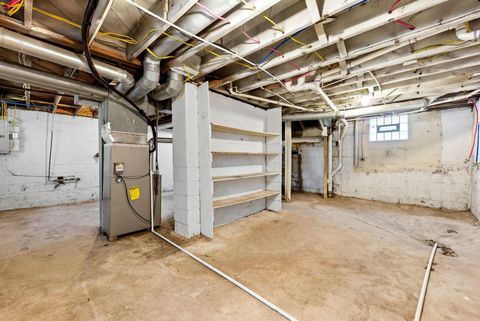 Tiny photo for 2143 Leonard Avenue, Columbus, OH 43219 (MLS # 225039582)