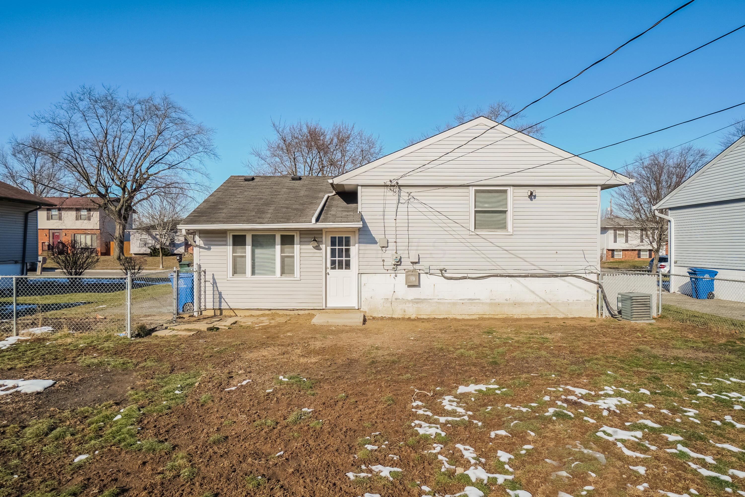 3225 Chelford Drive, Columbus, Ohio image 14
