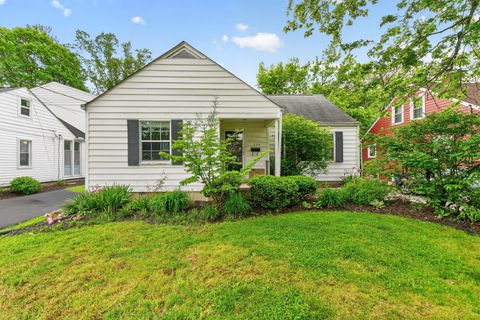 Tiny photo for 136 Parkview Avenue, Westerville, OH 43081 (MLS # 226015768)