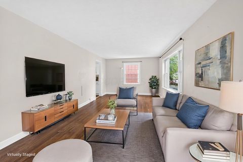 Tiny photo for 136 Parkview Avenue, Westerville, OH 43081 (MLS # 226015768)