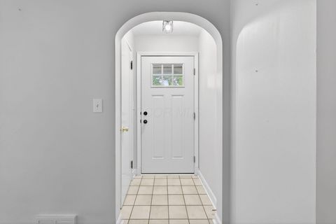 Tiny photo for 136 Parkview Avenue, Westerville, OH 43081 (MLS # 226015768)