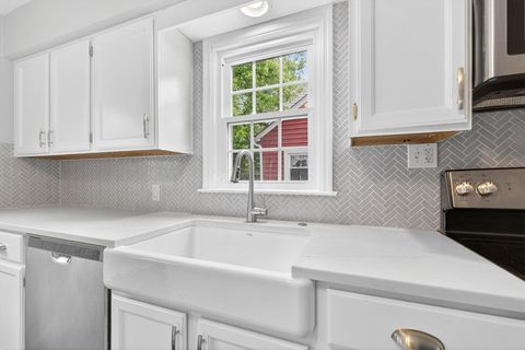 Tiny photo for 136 Parkview Avenue, Westerville, OH 43081 (MLS # 226015768)