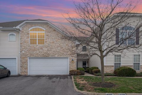 Photo of 5145 Vinings Boulevard B #B, Dublin, OH 43016 (MLS # 225019496)