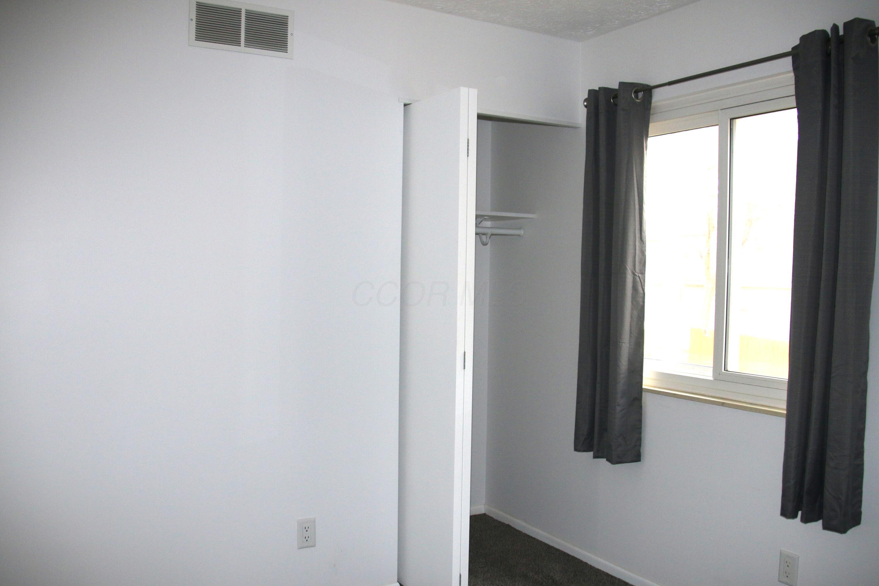 Dublin, Ohio 43017, United States, 3 Bedrooms Bedrooms, ,2 BathroomsBathrooms,Residential,Active,248388