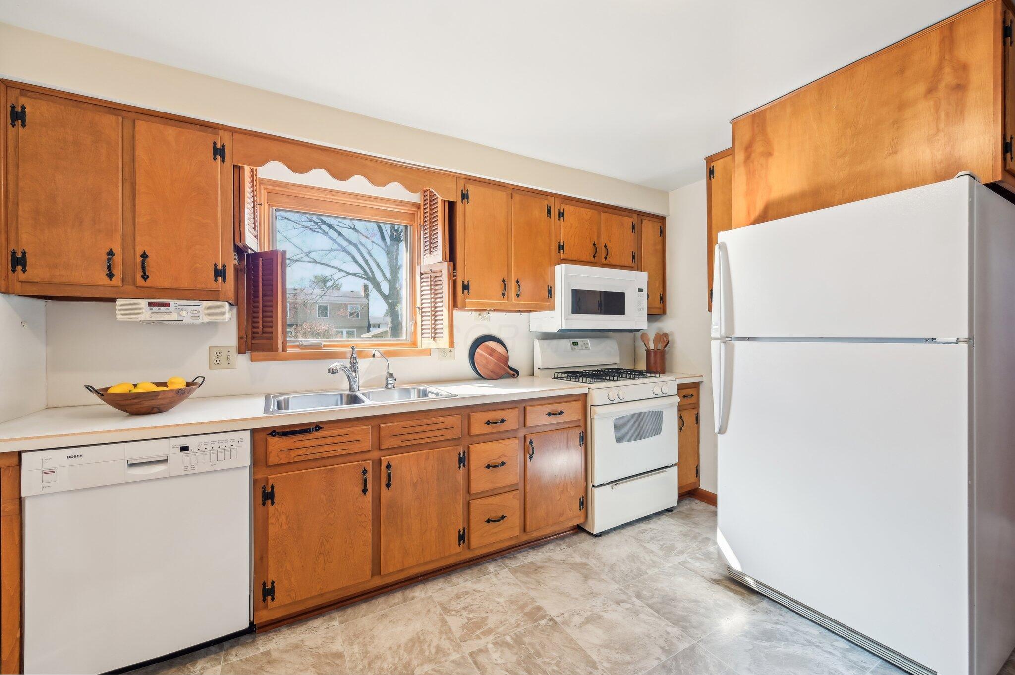 81 Fairdale Avenue, Westerville, Ohio image 7