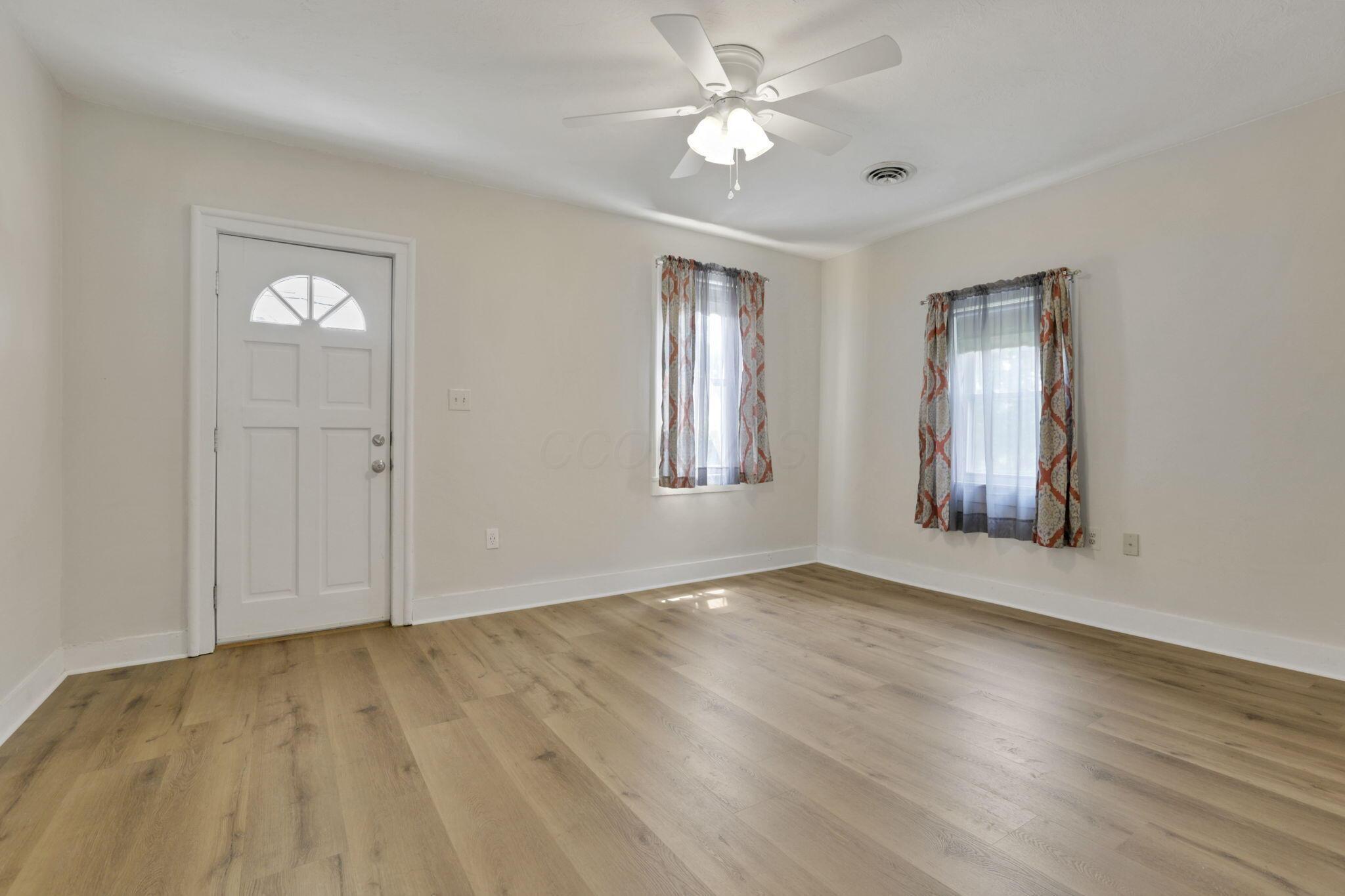 115 N Walnut Street, Baltimore, Ohio image 6