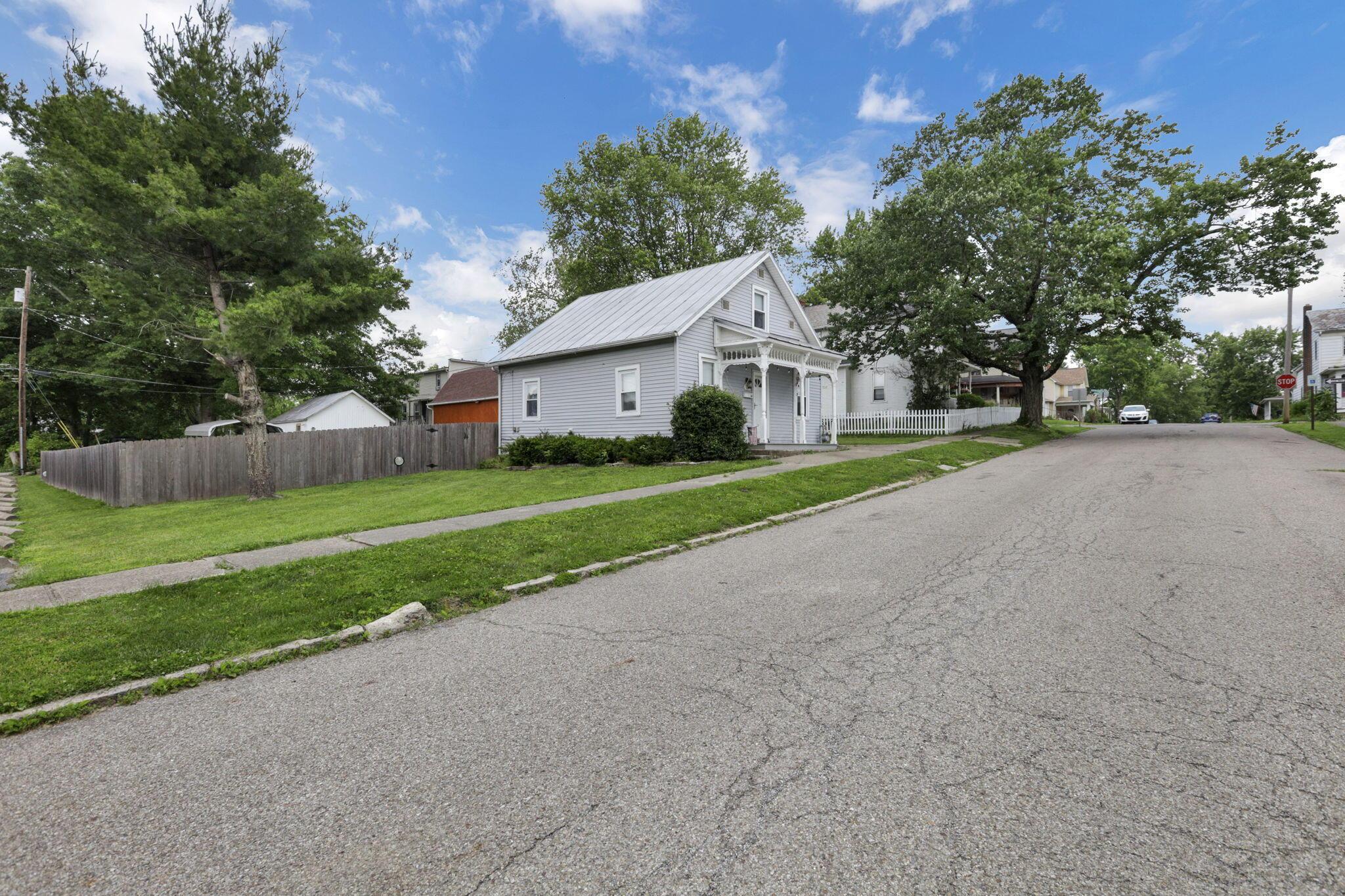 115 N Walnut Street, Baltimore, Ohio image 46
