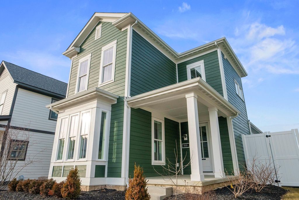 Photo of 1909 Linden Street, Lewis Center, OH 43035 (MLS # 226014722)