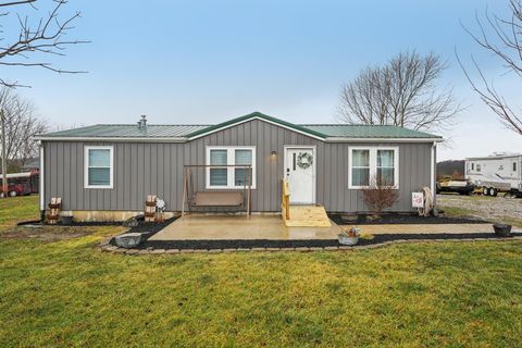 Photo of 6500 Heigle Road SW, Amanda, OH 43102 (MLS # 226001442)
