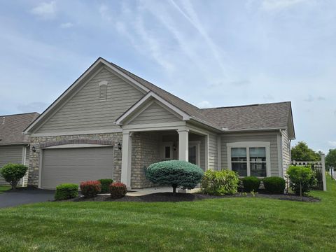 Photo of 1108 Little Bear Drive, Lewis Center, OH 43035 (MLS # 226018854)