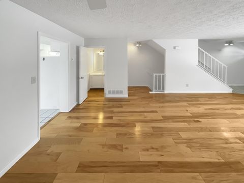 Tiny photo for 1947 Rockdale Drive 33 #33, Columbus, OH 43229 (MLS # 225045140)