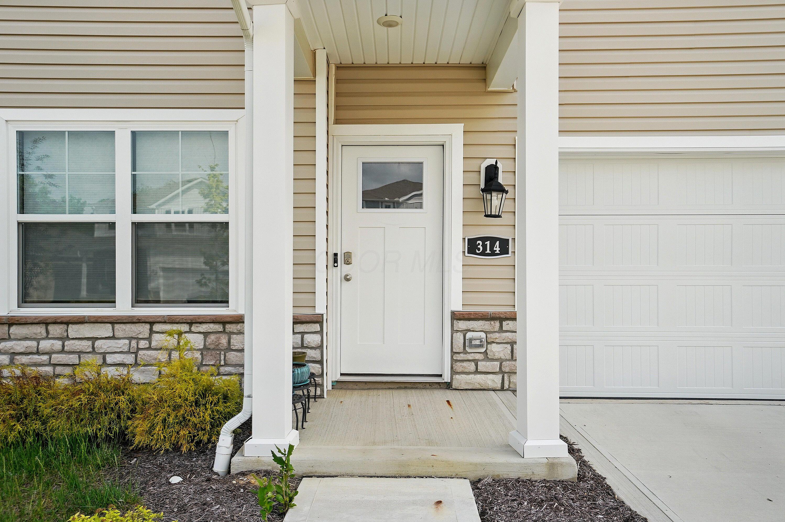 314 Sandburg Drive, Lithopolis, Ohio image 3