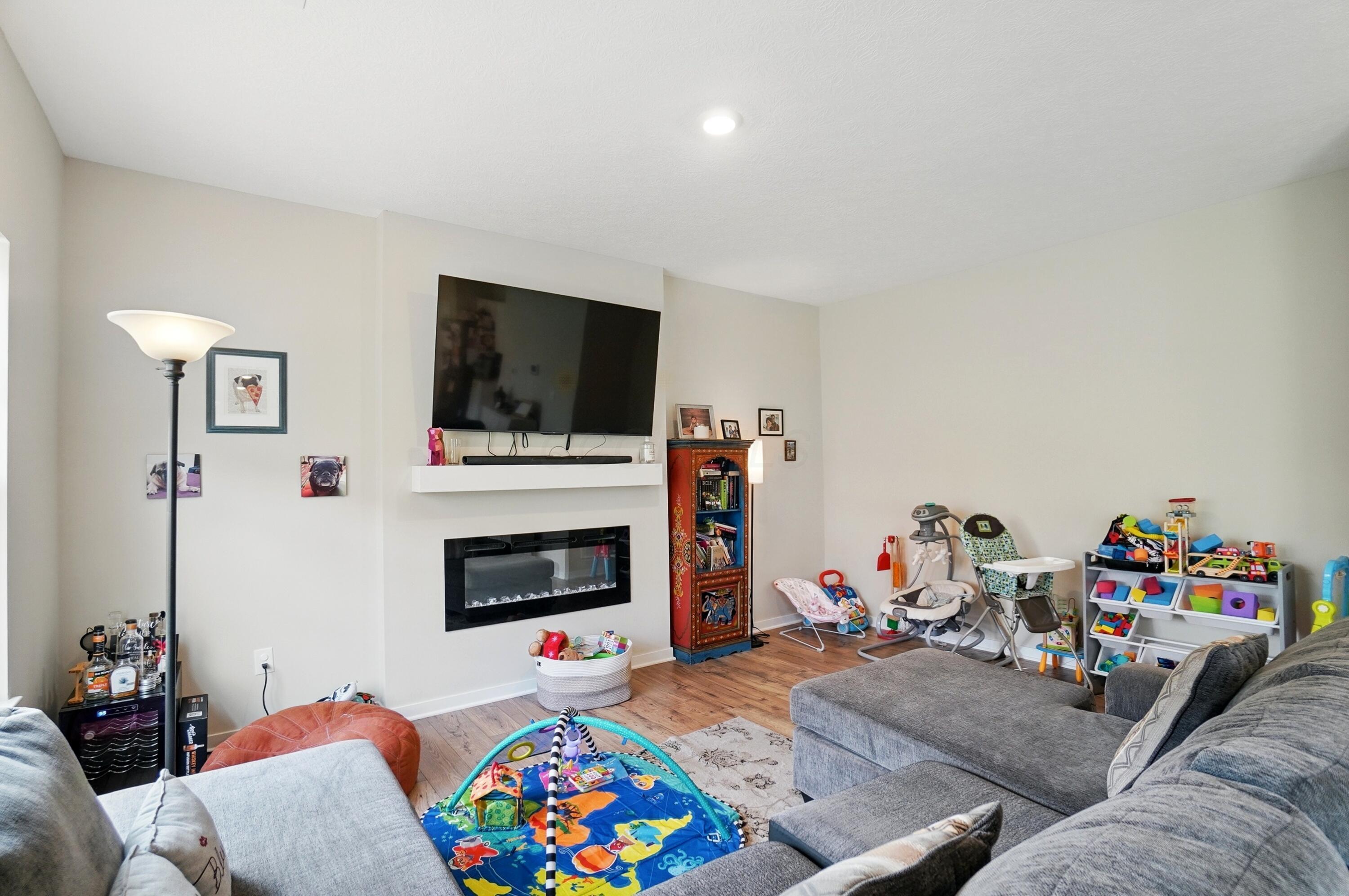 314 Sandburg Drive, Lithopolis, Ohio image 13
