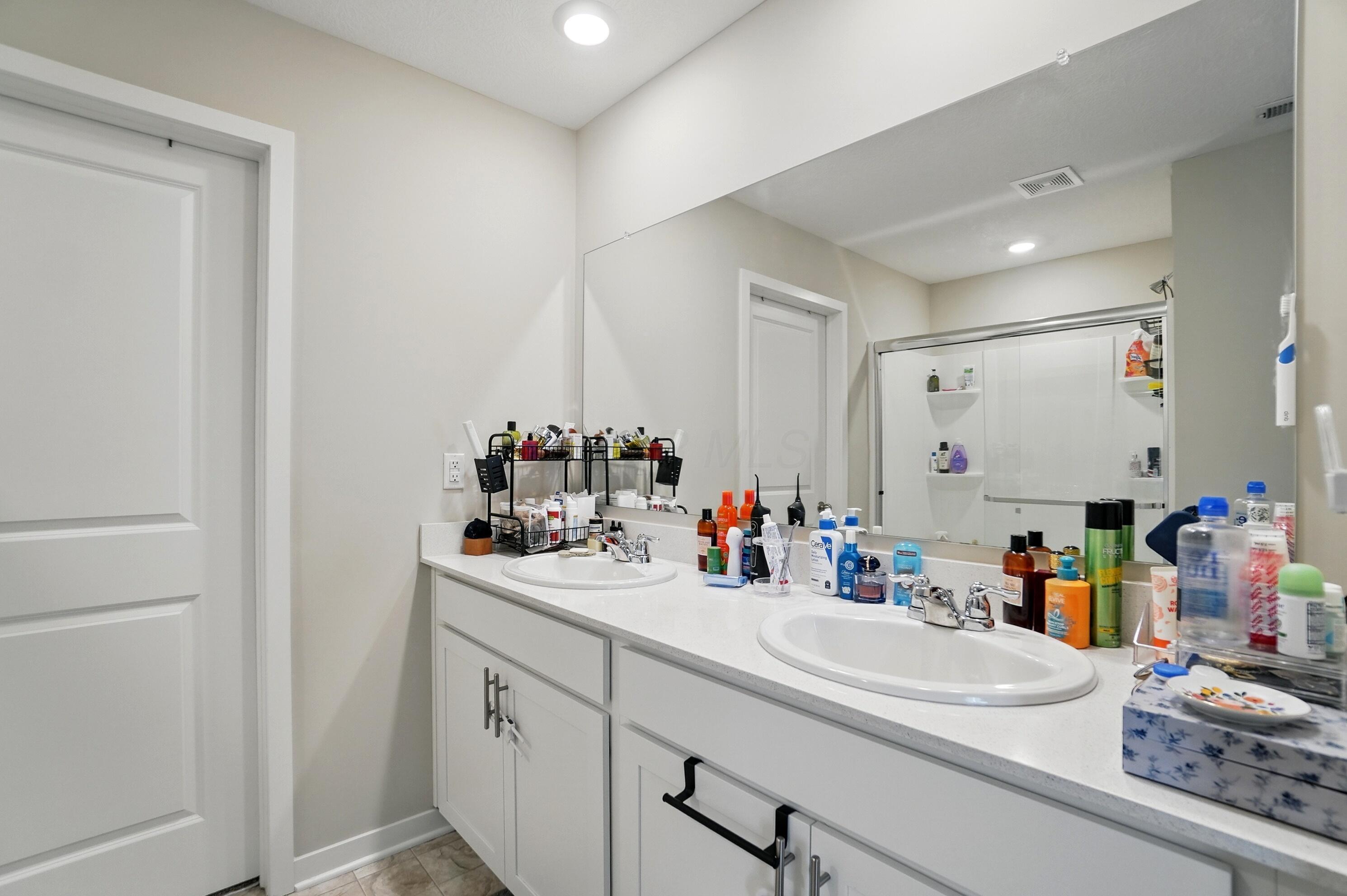 314 Sandburg Drive, Lithopolis, Ohio image 18