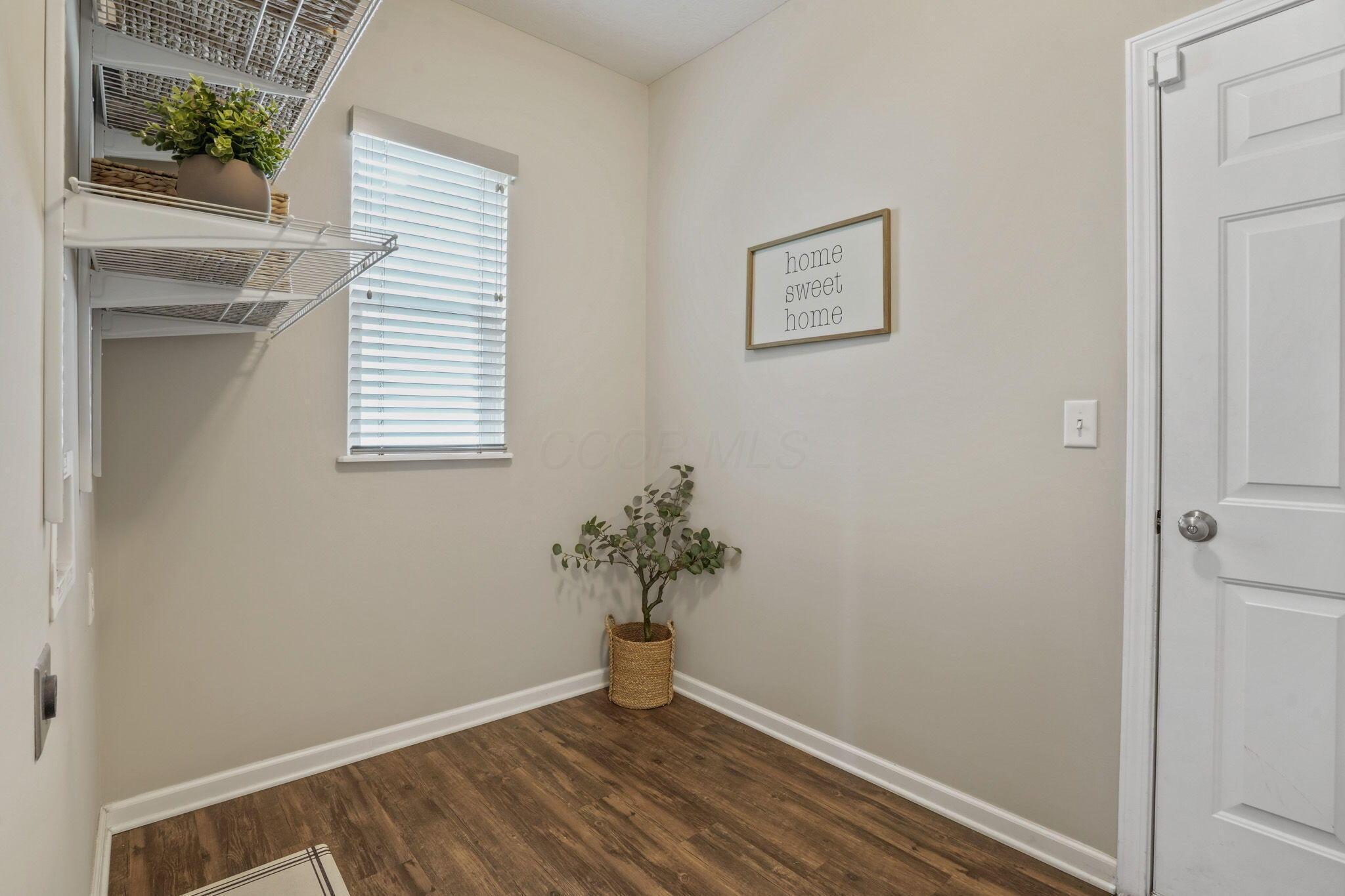 5531 Lilac Avenue, Grove City, Ohio image 26