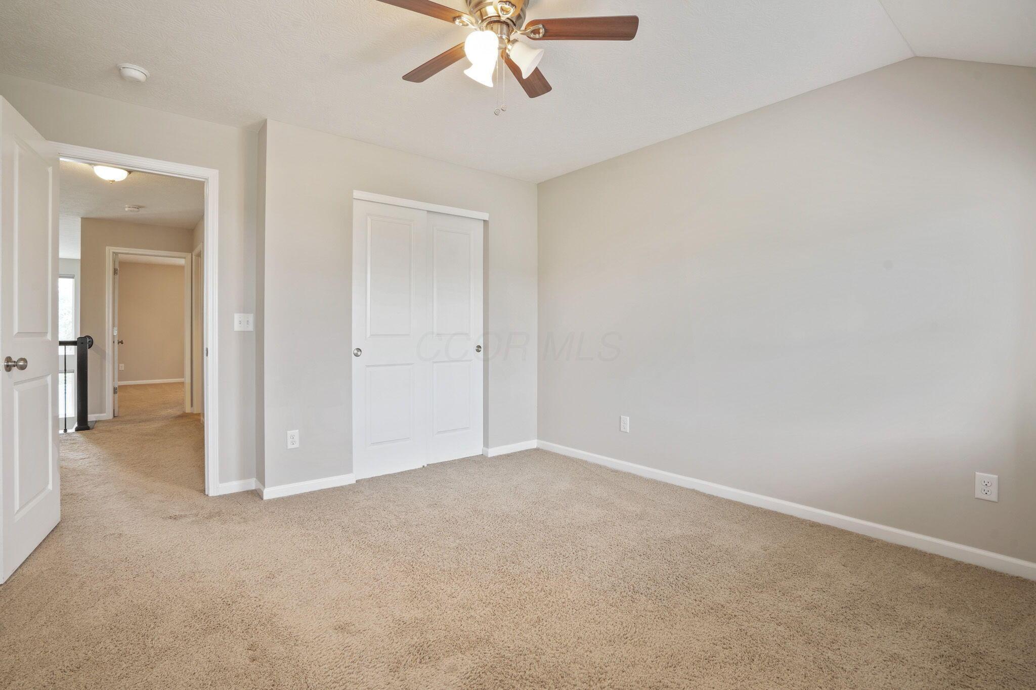 5531 Lilac Avenue, Grove City, Ohio image 44