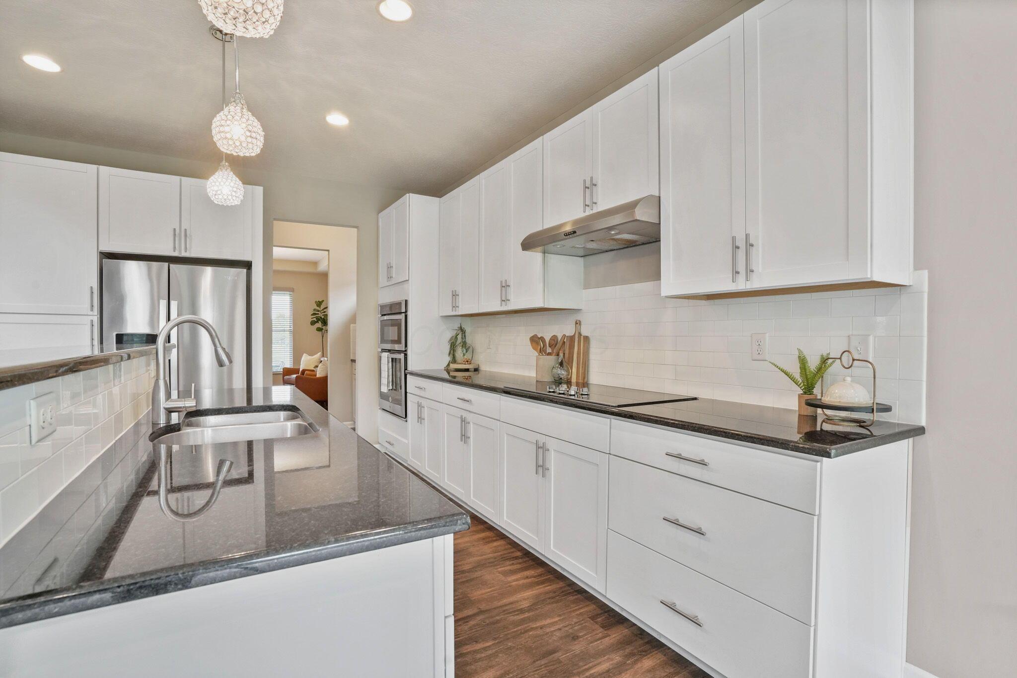 5531 Lilac Avenue, Grove City, Ohio image 14