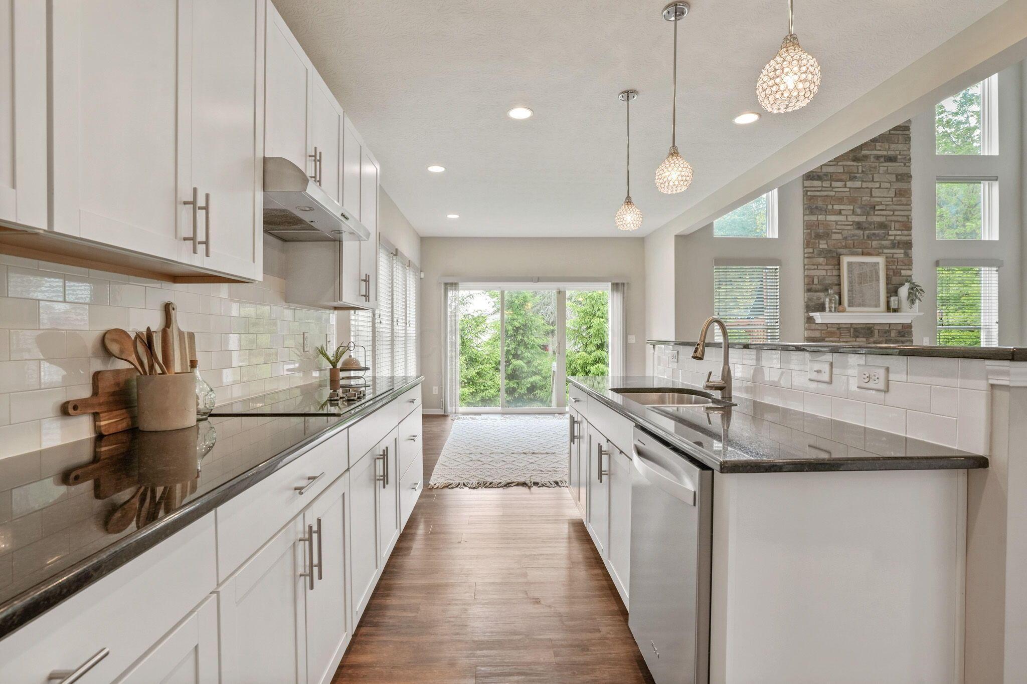 5531 Lilac Avenue, Grove City, Ohio image 18