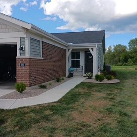 Photo of 523 Rochdale, Delaware, OH 43015 (MLS # 226008711)