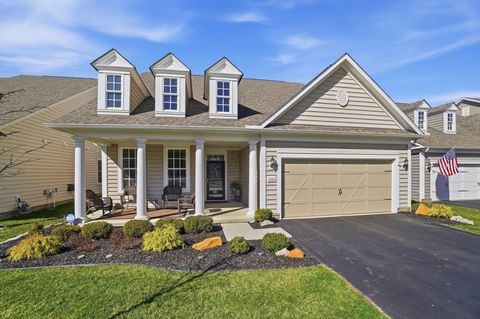 Photo of 6321 Callaway Square E, New Albany, OH 43054 (MLS # 226008596)