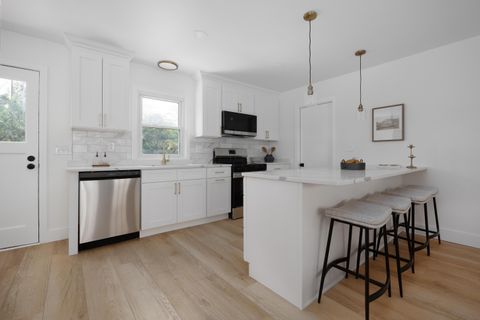 Tiny photo for 1934 Milden Road, Columbus, OH 43221 (MLS # 226014847)