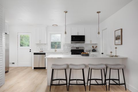 Tiny photo for 1934 Milden Road, Columbus, OH 43221 (MLS # 226014847)