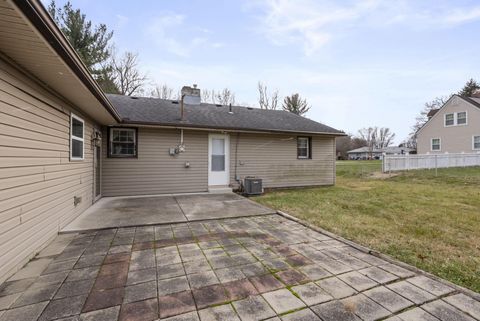 Tiny photo for 84 River Drive, Columbus, OH 43230 (MLS # 226000108)