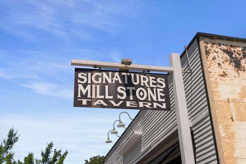 Tiny photo for 84 River Drive, Columbus, OH 43230 (MLS # 226000108)