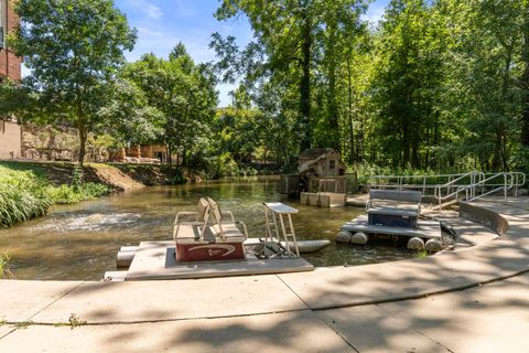 Tiny photo for 84 River Drive, Columbus, OH 43230 (MLS # 226000108)