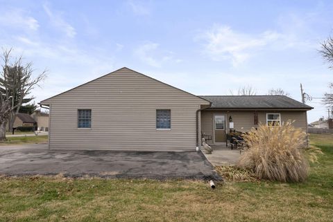 Tiny photo for 84 River Drive, Columbus, OH 43230 (MLS # 226000108)