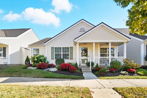 Photo of 7197 Hillmont Drive, New Albany, OH 43054 (MLS # 225035444)