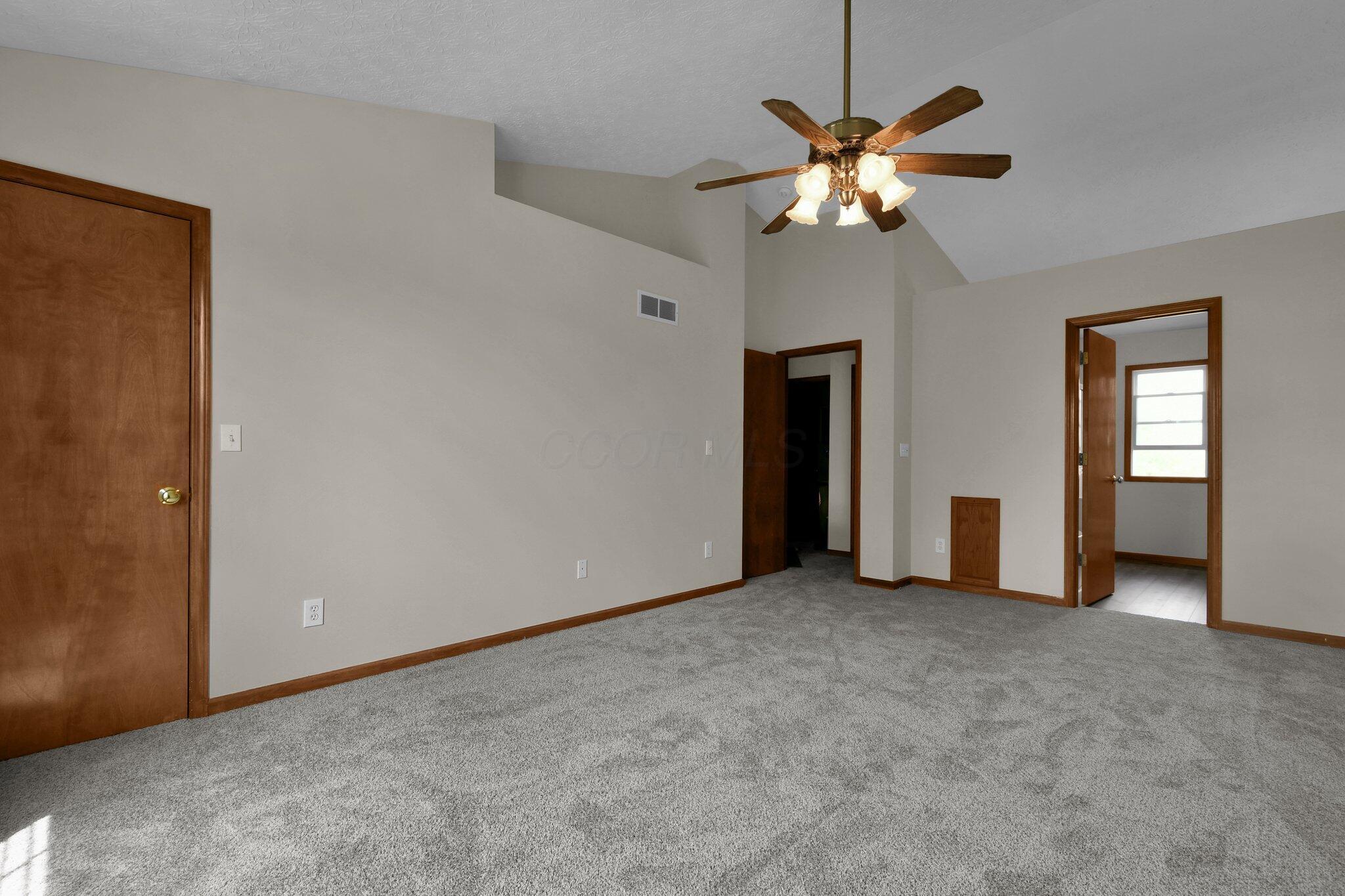 430 Sycamore Creek Street, Pickerington, Ohio image 16