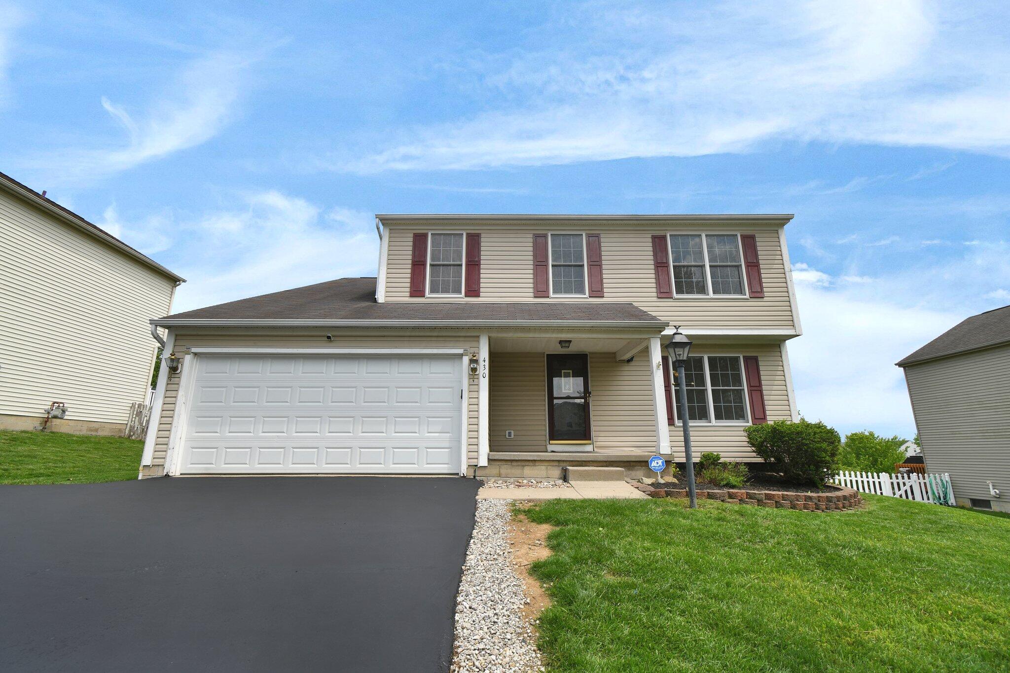 430 Sycamore Creek Street, Pickerington, Ohio image 2