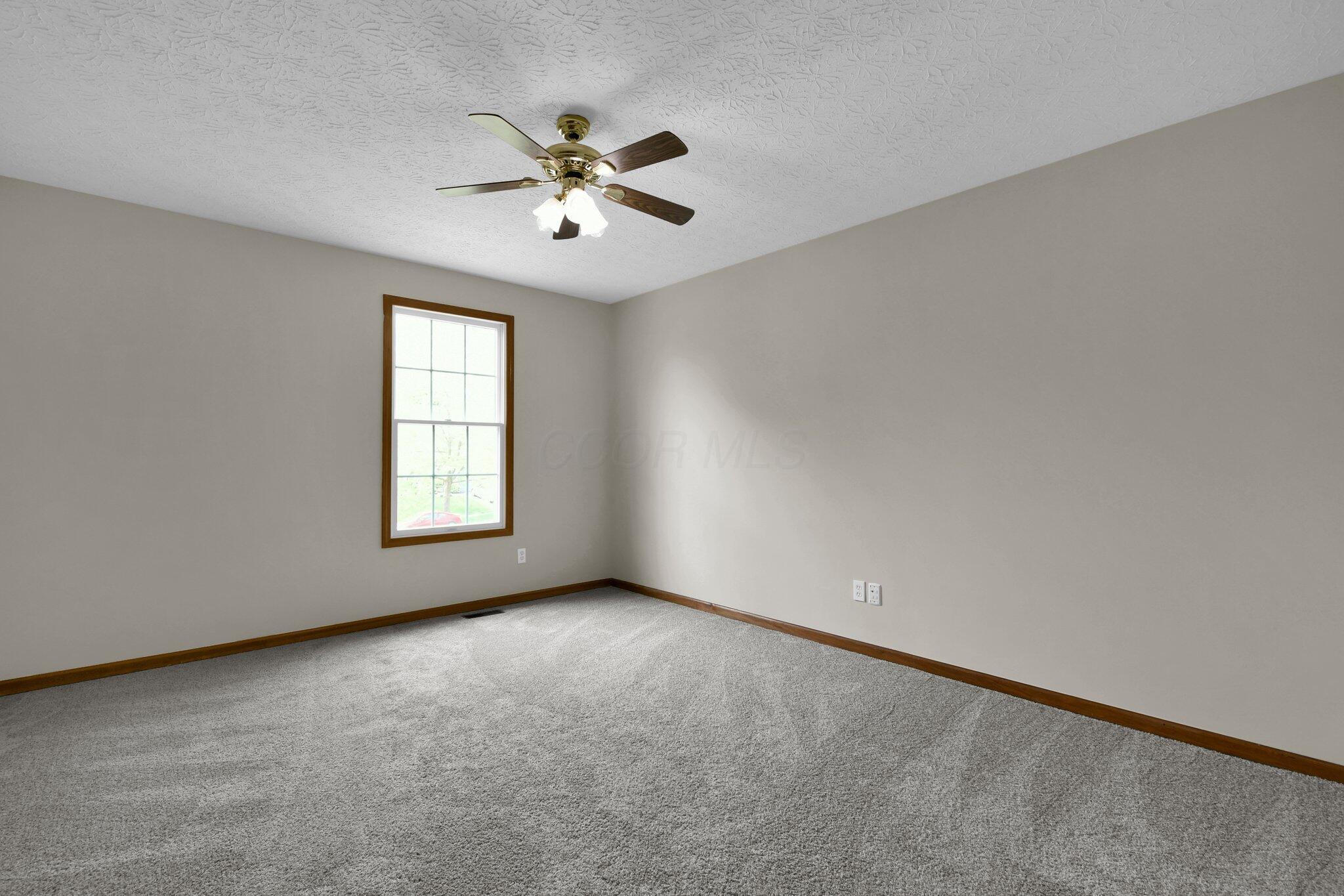 430 Sycamore Creek Street, Pickerington, Ohio image 20