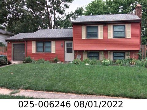 Photo of 638 Thistle Avenue, Columbus, OH 43230 (MLS # 225037793)