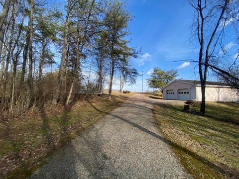 Tiny photo for 222 Pima Lane, Hide-A-Way Hills, OH 43107 (MLS # 226002966)