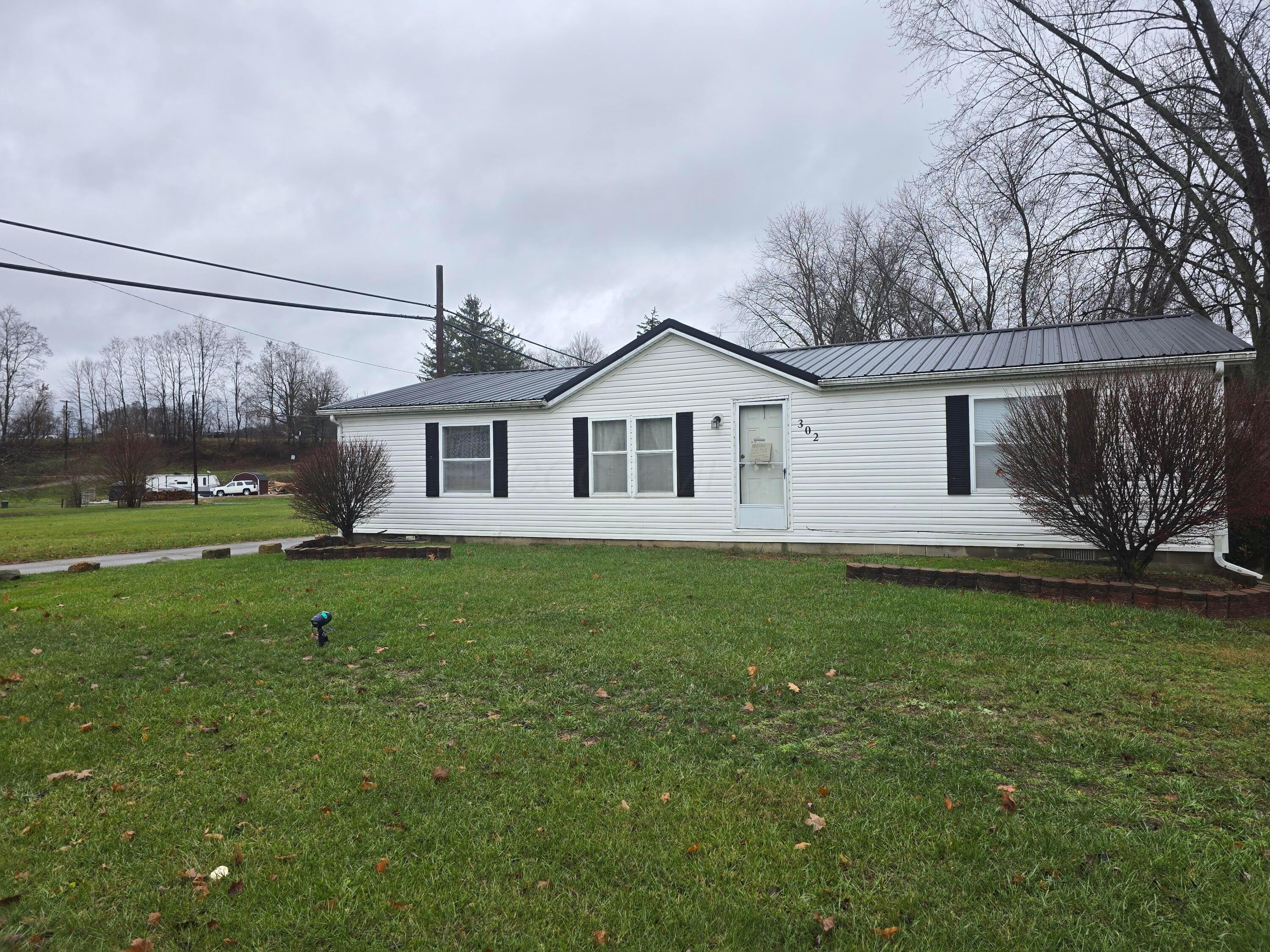 302 5th Street, Warsaw, Ohio image 2
