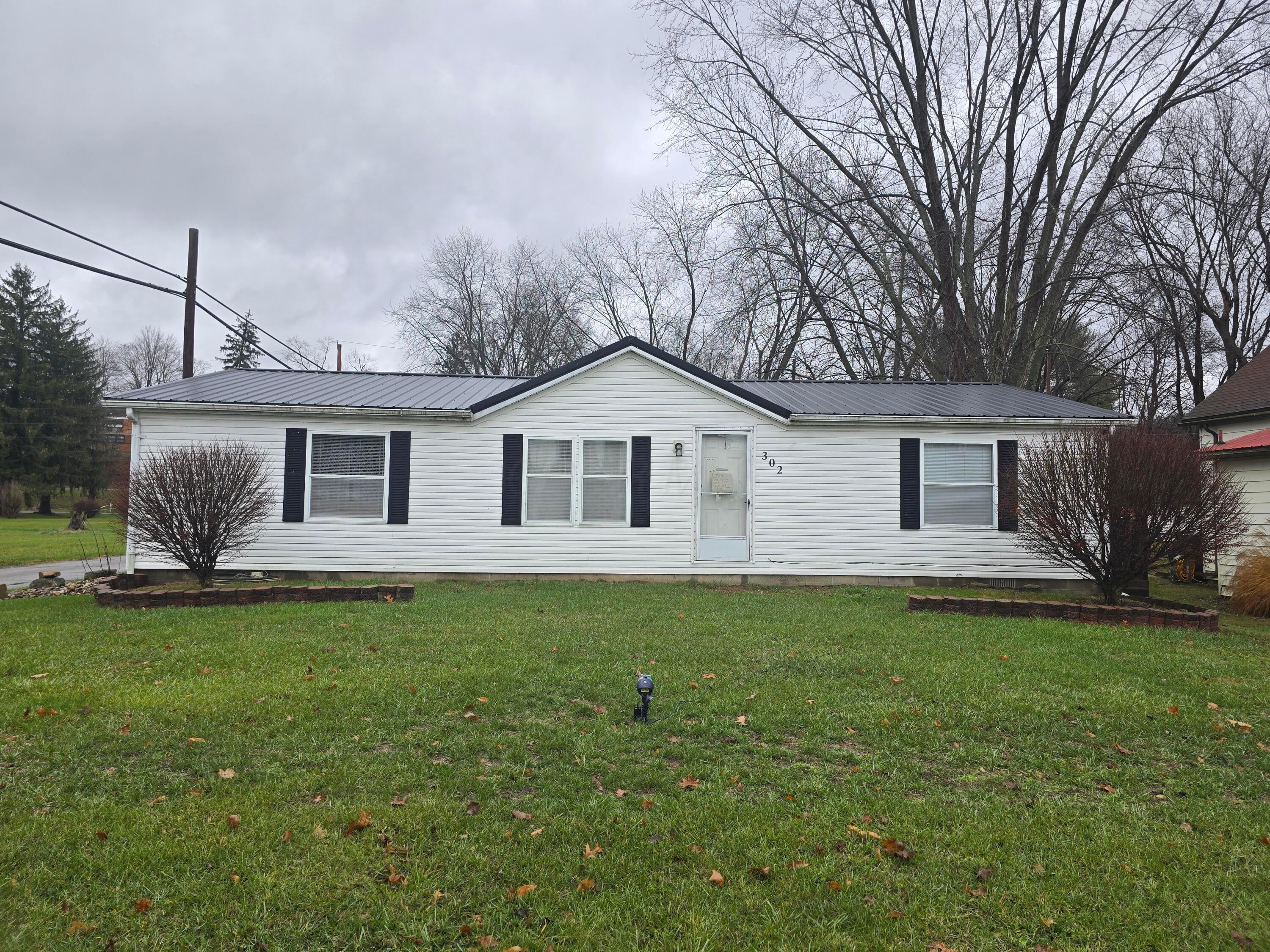 302 5th Street, Warsaw, Ohio image 1