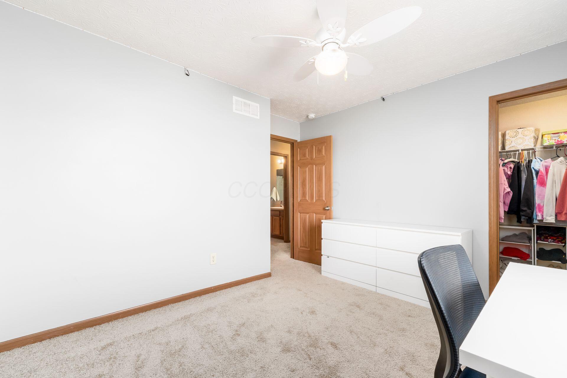 368 Enos Loomis Street, Pataskala, Ohio image 30