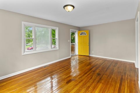 Photo of 5542 Emerson Avenue, Worthington, OH 43085 (MLS # 225031237)