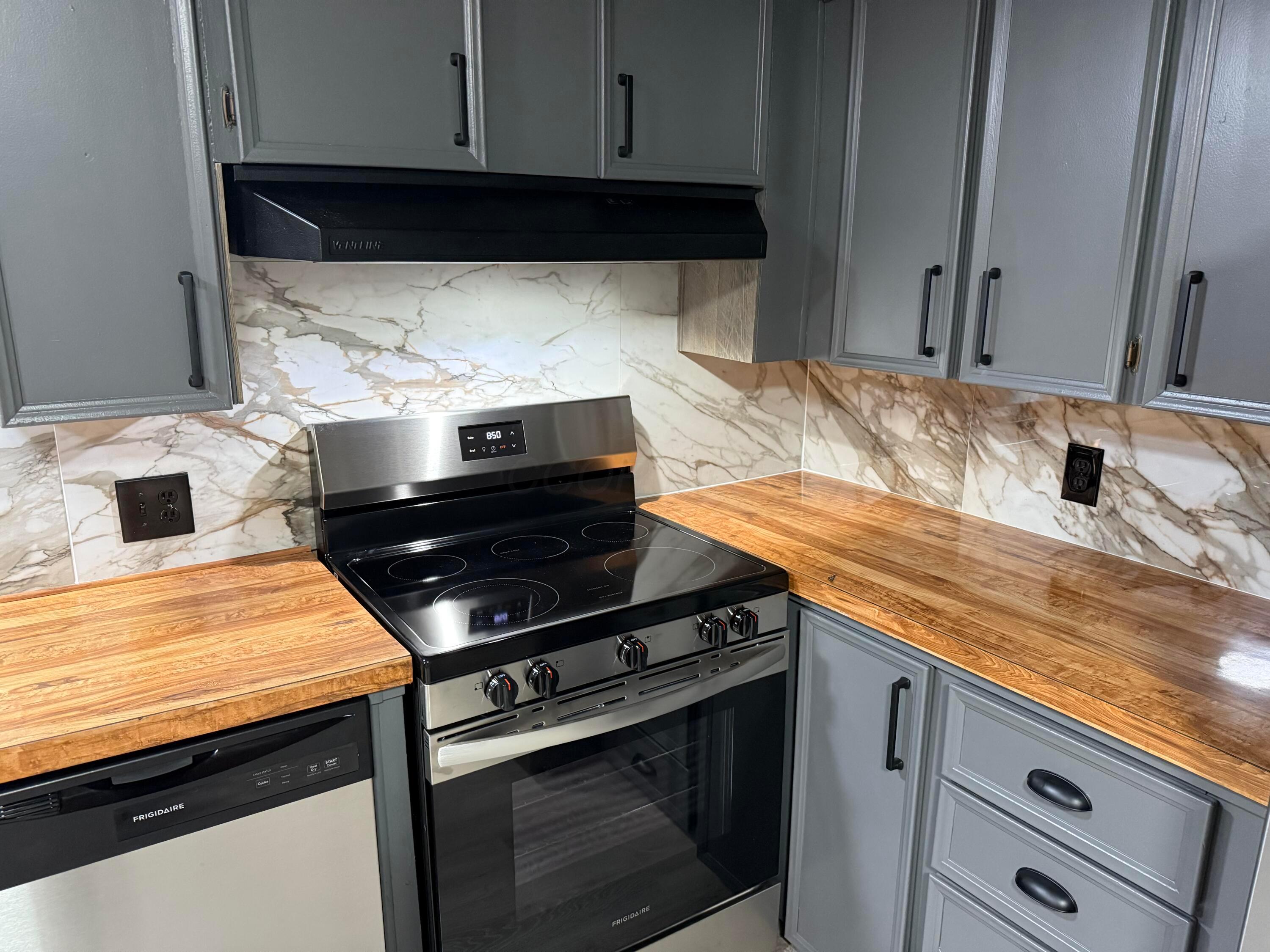 5965 Harrisburg Georgesville Road 114